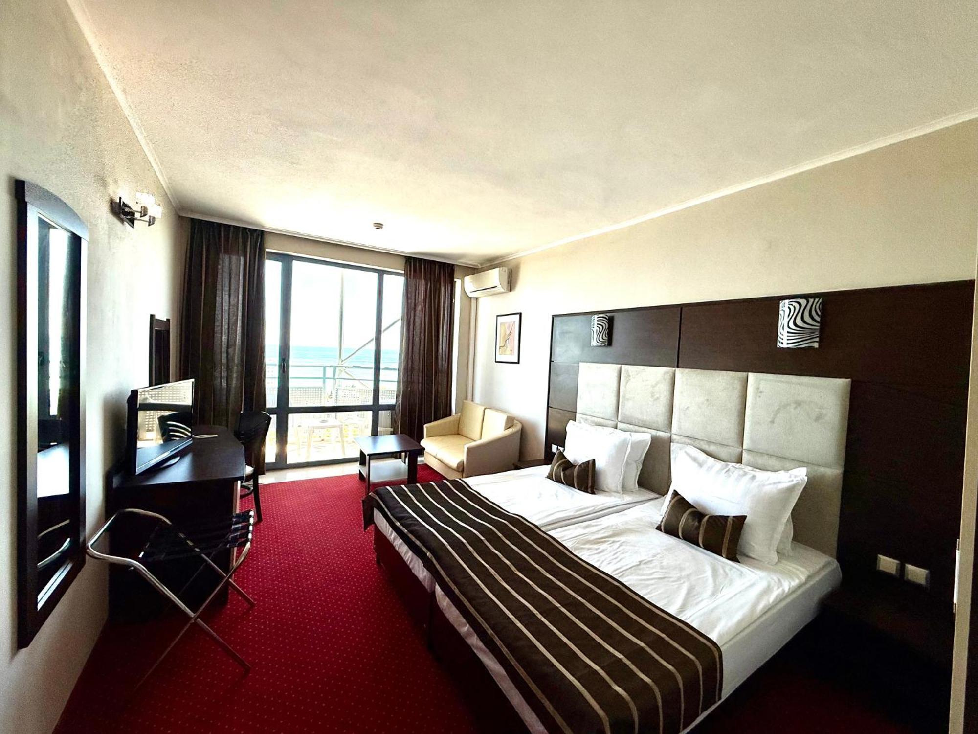 Hotel Rеgina 골든샌드 외부 사진