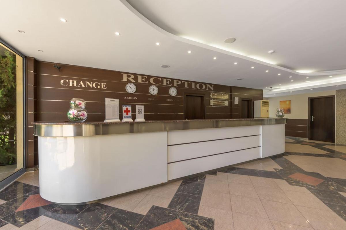 Hotel Rеgina 골든샌드 외부 사진