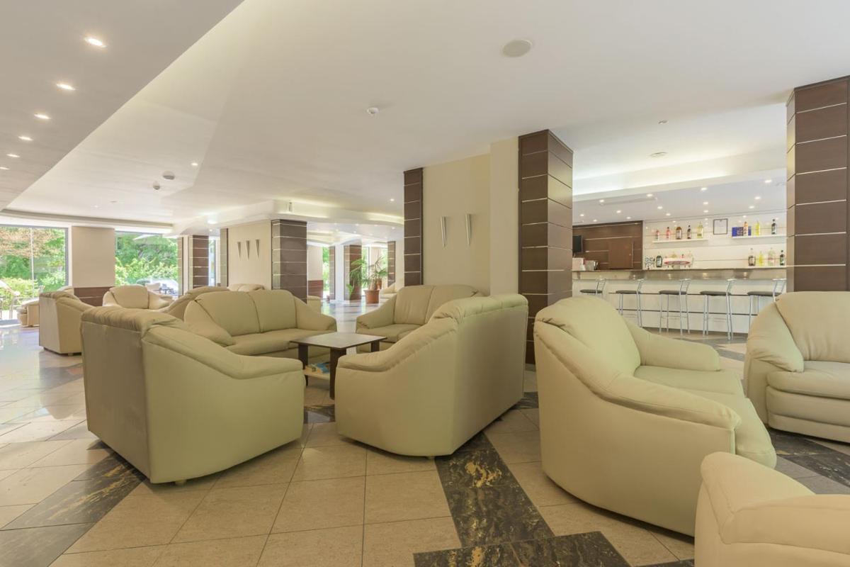 Hotel Rеgina 골든샌드 외부 사진